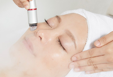 【初回限定】美容液で洗う最新トルネード毛穴洗浄